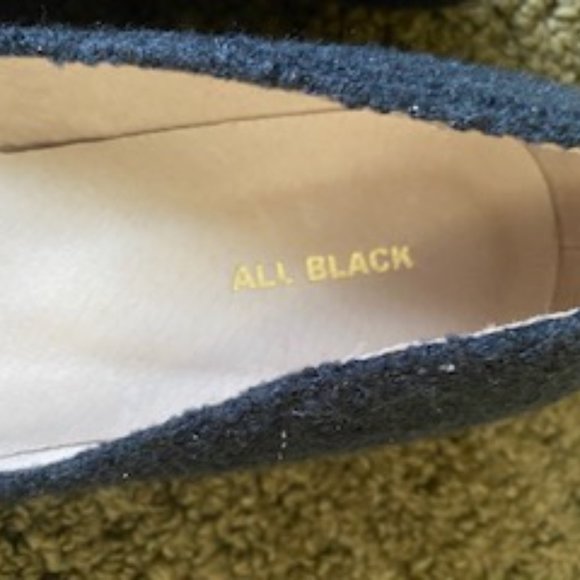 Beautiful Holiday Gray Flannel jewel embellished kitten heel flat - Picture 5 of 6